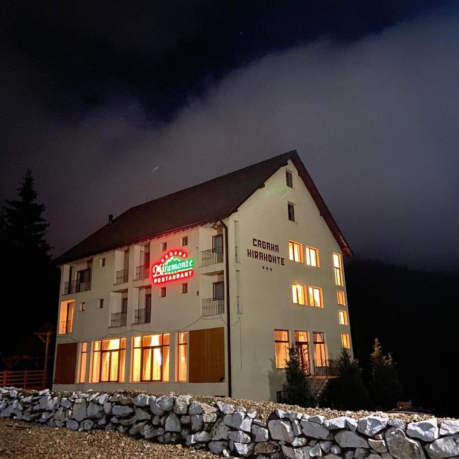 Cabana Miramonte Vartop Arieseni Buitenkant foto